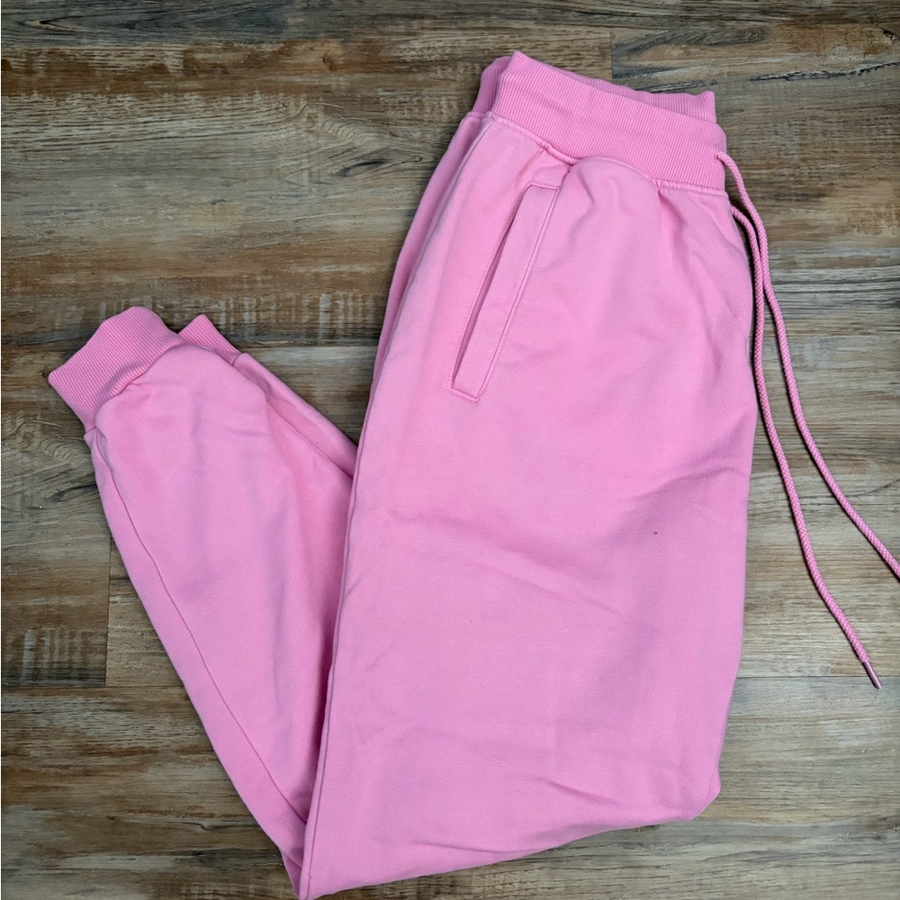 Fashion Nova women’s Pink Sweatpants